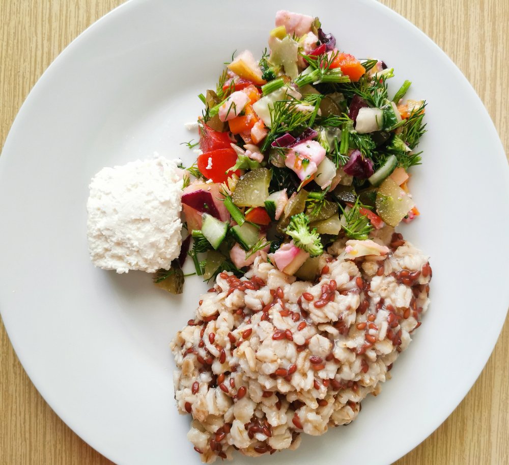 2. Овсянка с сыром и овощами